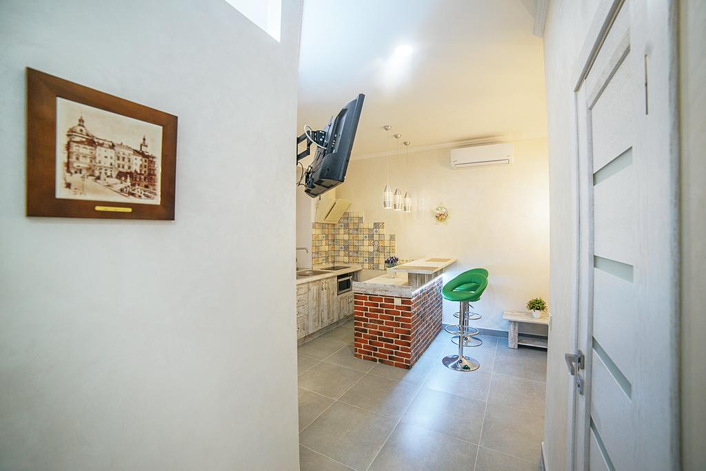 Apartment At Lyulki ลวีฟ ภายนอก รูปภาพ