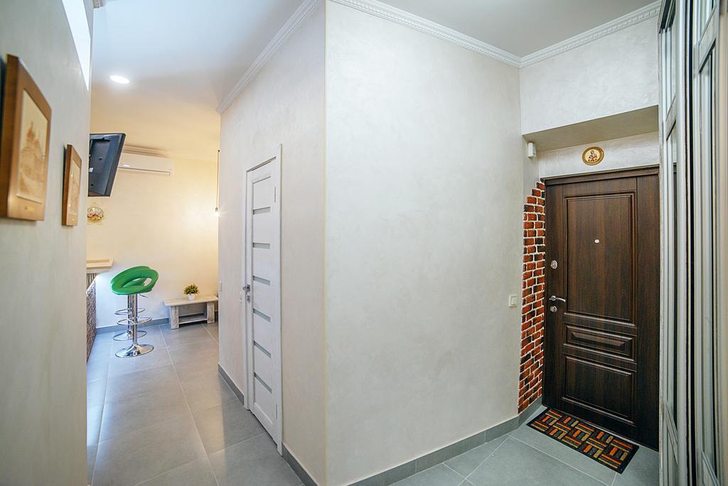 Apartment At Lyulki ลวีฟ ภายนอก รูปภาพ